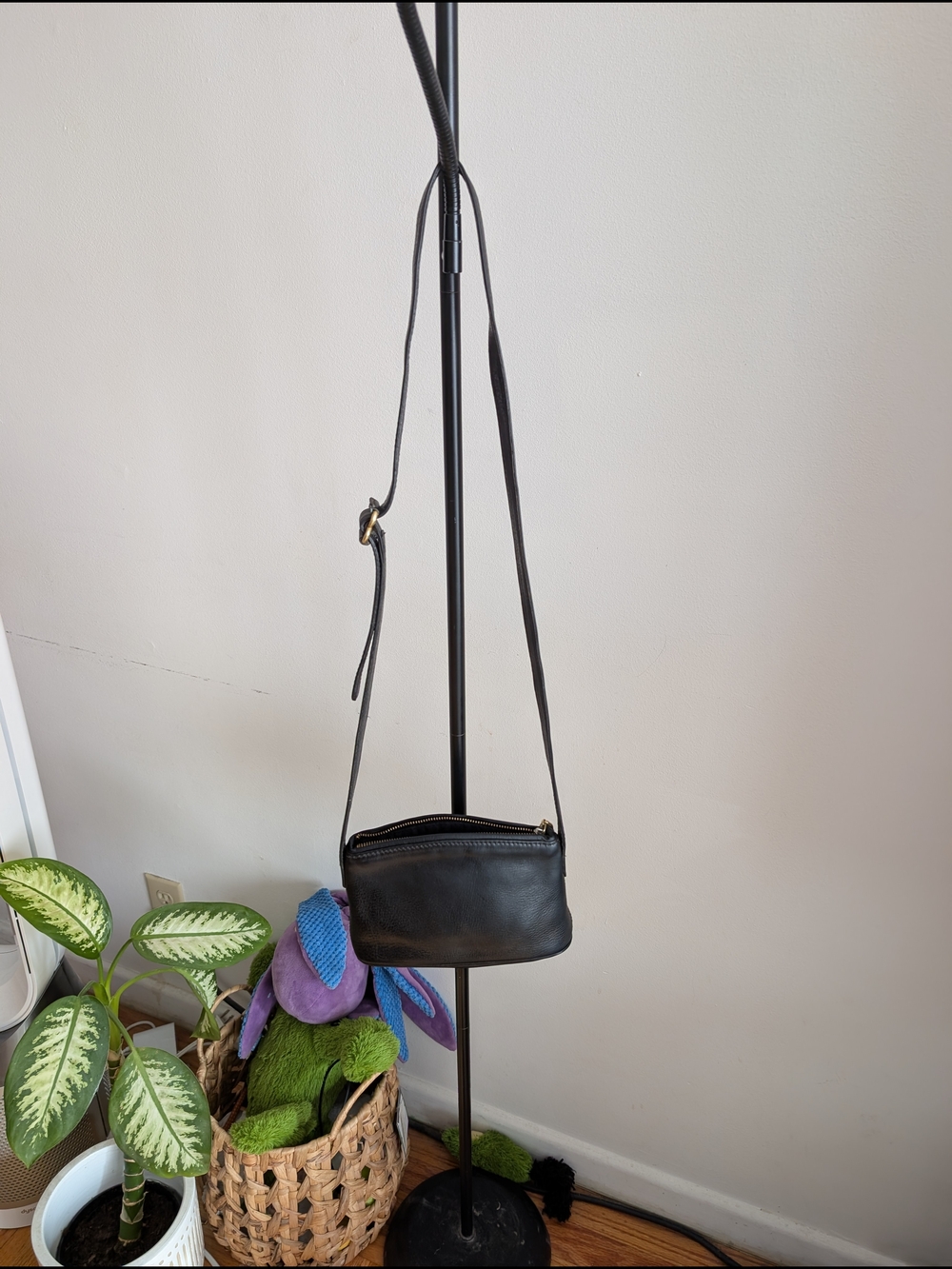 Black Leather Crossbody Bag - Sleek Everyday Shoulder Bag